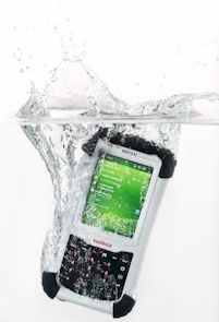 Pocket PC PC durci Nautiz X7 dans l'eau